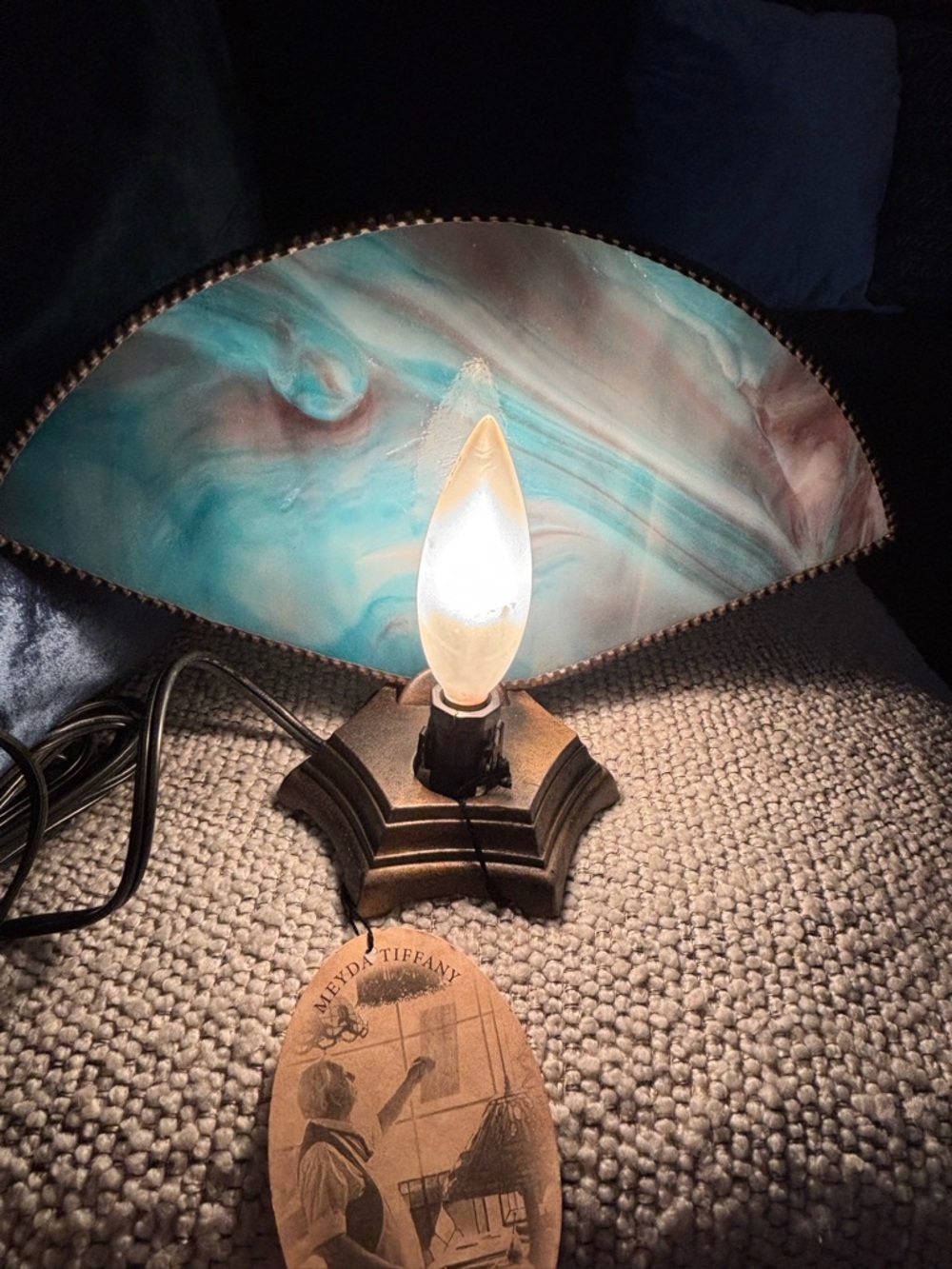 Vintage Meyda Tiffany Fan shaped Nautical Table Lamp with Painted Sailboat 10x7 - Picture 6 of 9